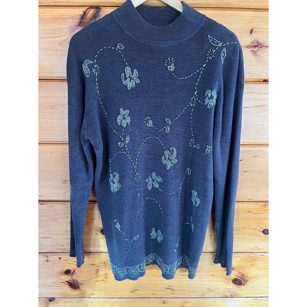 VTG Capacity Women’s Beaded Sweater L